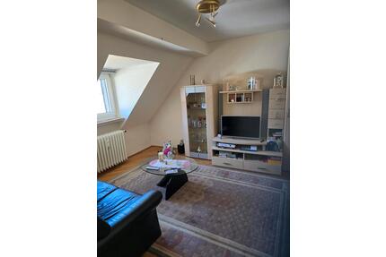 Essen-Rüttenscheid, 56 qm Dachgeschosswohnung zu vermieten