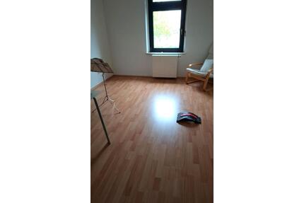 1 Zimmer stundenweise für leise Tätigkeit - Dillingen (Saar)