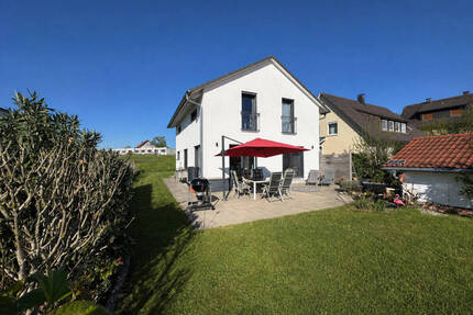 Familienfreundliches Traumhaus mit Garten, Sauna und moderner Technik in Hergensweiler