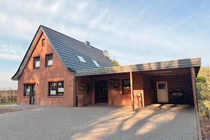 Saniertes Einfamilienhaus mit großem Grundstück in ruhiger Lage - Bremervörde