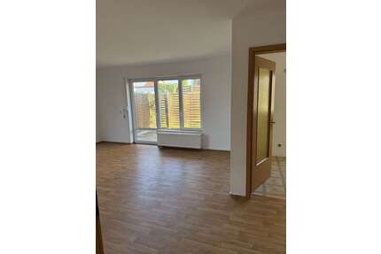 Wohnung zum Mieten in Magdeburg 450,00 € 61.62 m²