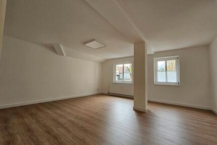 TOP! Frisch renovierte 3-Zimmer Wohnung in der Altstadt von Mühlhausen - Mühlhausen (Thüringen)