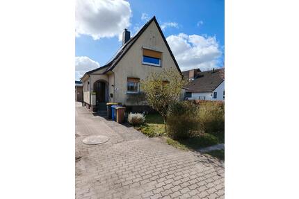 Einfamilienhaus zu vermieten - 1.200,00&nbsp;EUR Kaltmiete, ca.&nbsp; 90,70&nbsp;m&sup2; in Heist (PLZ: 25492)