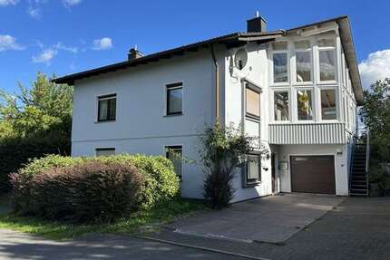 Haus zum Kaufen in Wehretal 180.000,00 € 155 m²