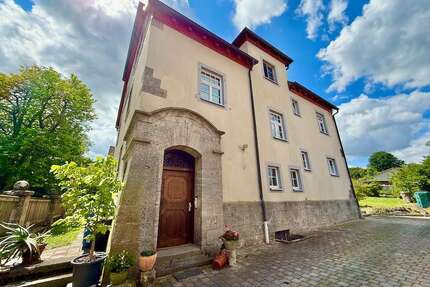 Haus zum Kaufen in Oberntief 475.000,00 € 295 m²