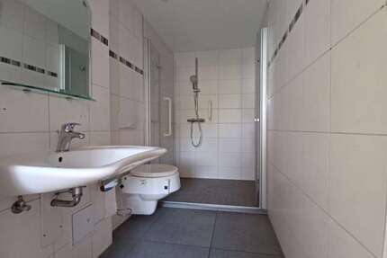 Wohnung zum Mieten in Plauen 291,67 € 41.08 m²