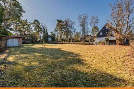 Grundstück zu verkaufen in Berlin Kladow 870.000,00 € 1497 m² - Berlin / Kladow