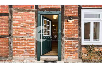 Wo Geschichte auf Gegenwart trifft - Exklusives Fachwerkanwesen am idyllischen Bachlauf - Kirchweyhe