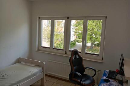 Geräumiges 1-Zimmer-WG-Zimmer in Schwäbisch Hall-Kreuzäcker