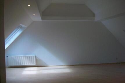 2 Zimmer Wohnung Eller zentral gelegen - Düsseldorf Stadtbezirk 8