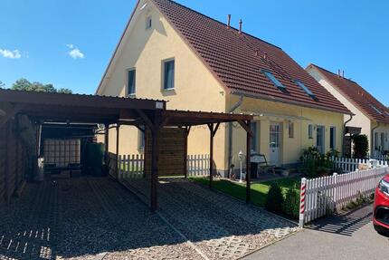 Doppelhaushälfte bei HRO | 110 m² | Garten | Doppelcarport | EBK - Dummerstorf