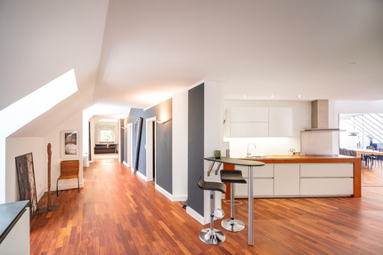 KENSINGTON - Exklusiv - Traumhafte Dachgeschosswohnung mit privatem Lift - München Thalk.Obersendl.-Forsten-Fürstenr.-Solln