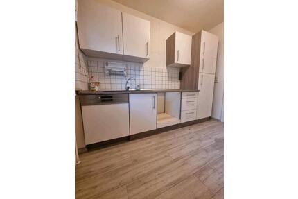 Schöne 2,5 Zimmer, KDB Wohnung - 530,00&nbsp;EUR Kaltmiete, ca.&nbsp; 65,00&nbsp;m&sup2; in Krefeld (PLZ: 47829) Gartenstadt