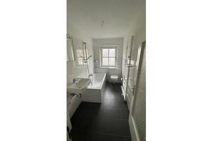 Frisch saniert! 2-Zimmer-Wohnung für Singles oder Paare - Kempten (Allgäu)