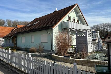 Großes Einfamilienhaus in ruhiger Wohngegend von Treuchtlingen