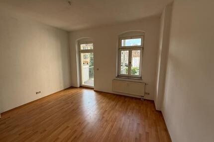 Zentrumsnah! Tolle 5-Raum Wohnung mit Balkon - Zwickau