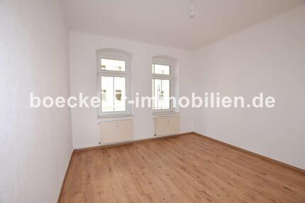 Frisch renovierte 2-Zimmer Wohnung in ruhiger Lage - Weißenfels