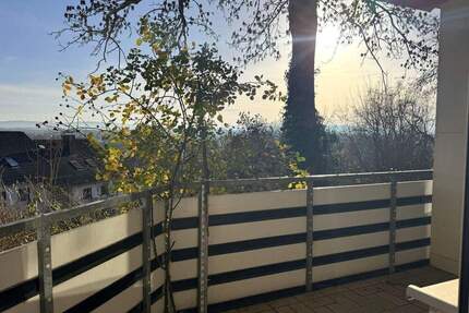 Wohnen mit Wohlfühlfaktor in Kassel-Wolfsanger: 3-Zimmer Eigentumswohnung mit toller Aussicht