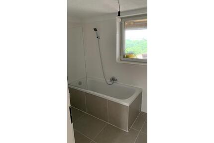 Sanierte 3-Raum–Wohnung mit Terrasse über den Wolken Apoldas