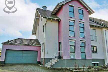 Haus zum Kaufen in Östringen 780.000,00 € 314 m²