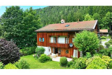 Haus zum Kaufen in Bayrischzell 1.250.000,00 € 184 m²