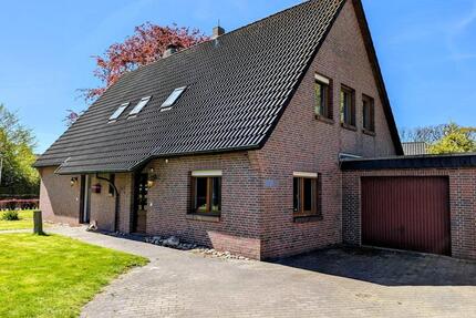 Großzügiges, charmantes EFH mit Garage, Dachterrasse & großem Garten in ruhiger Wohnlage!! - Elsfleth