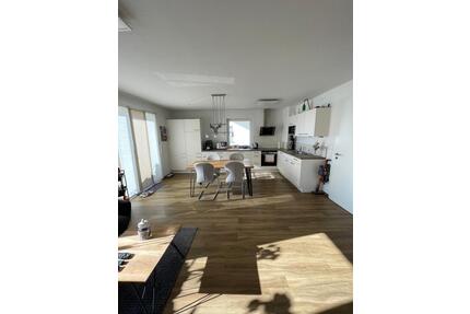 TOP-Lage! Sehr schöne 2-Zimmer-Wohnung zu verkaufen - Ingolstadt Münchener Straße