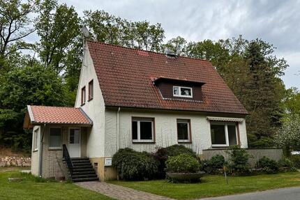 Schönes Haus mit Garten, ruhige Dorfrandlage zu vermieten - Hankensbüttel