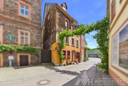 Haus zum Kaufen in Lieser 275.000,00 € 253 m²