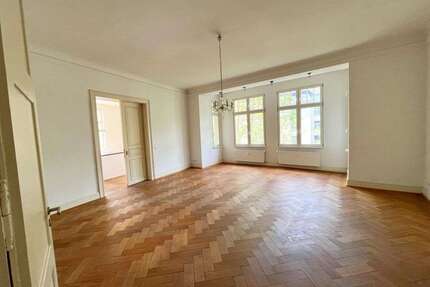Wohnung zum Kaufen in Wiesbaden 1.089.000,00 € 230 m²