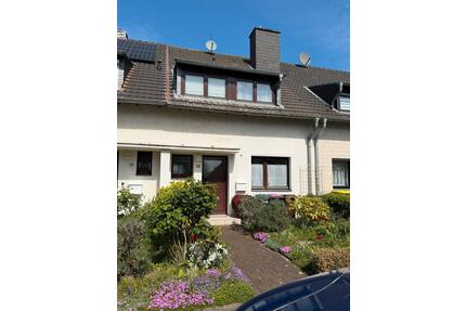 Charmantes Reihenhaus mit großem Garten in Brauweiler - Pulheim