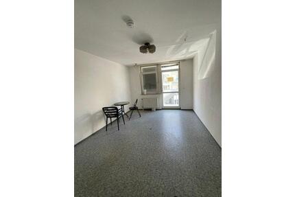 Helles Ein-Zimmer-Apartment - 290,00&nbsp;EUR Kaltmiete, ca.&nbsp; 25,00&nbsp;m&sup2; in Bayreuth (PLZ: 95447) Altstadt