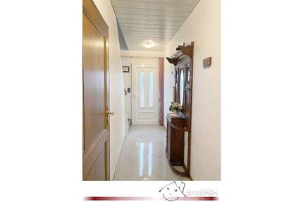 Einfamilienhaus mit viel Potenzial auf 630 m²-Grundstück in guter Lage von Nievenheim - Dormagen