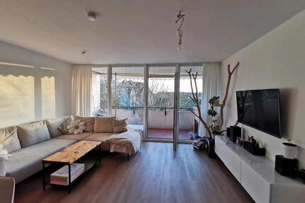 Kernsanierte 3 Zimmer Eigentumswohnung mit Balkon und Küche - Cremlingen