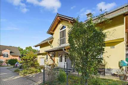 Haus zum Kaufen in Kahl am Main 818.000,00 € 220.14 m²