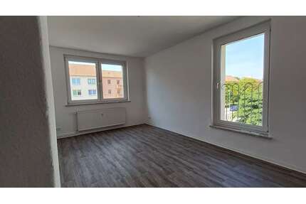 Wohnung zum Mieten in Merseburg 411,00 € 66.13 m²