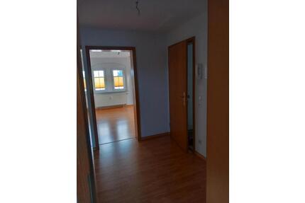 Sonnige 2 Raum Dachgeschoss Wohnung - Chemnitz Rabenstein