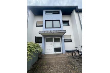 52 qm Wohnung mit einem Kellerraum ( ca 5 qm) - Bad Schönborn