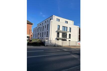 Traumhafte 2 Zimmer Penthouse Wohnung in Krefeld Oppum