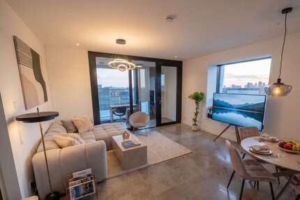 Wohnung zum Mieten in Frankfurt 2.990,00 € 70 m²