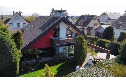 Haus zum Kaufen in Neustetten 729.000,00 € 247.18 m²