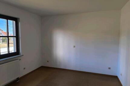 3-Zimmer Wohnung zu vermieten - 850,00&nbsp;EUR Kaltmiete, ca.&nbsp; 87,76&nbsp;m&sup2; in Marktredwitz (PLZ: 95615)