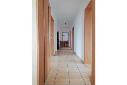 4-Zimmer-Wohnung mit Balkon & EBK in Dillingen (OT Steinheim) - Dillingen an der Donau