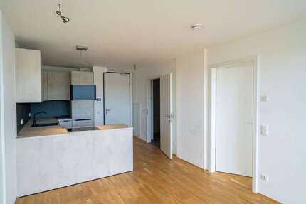 Wohnung zum Mieten in Regensburg 800,00 € 38.6 m²