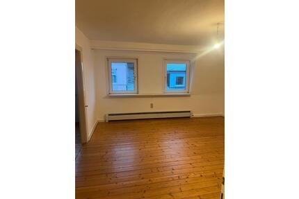 Schöne 2,5 Zimmer Wohnung in Südlicher Vorstadt für 1-2 Personen - Koblenz Bubenheim