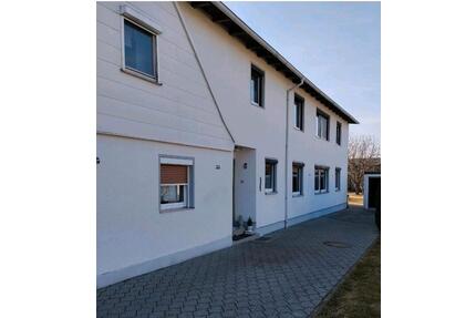 Doppelhaushälfte (von Privat) - 289.000,00&nbsp;EUR Kaufpreis, ca.&nbsp; 200,00&nbsp;m&sup2; in Rehau (PLZ: 95111)