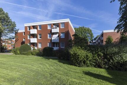 Zuhause ist: Sonnige Nachmittage auf dem Balkon: großzügige 3-Zimmer-Wohnung in Cuxhaven