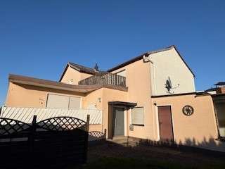 Haus zum Kaufen in Höxter Lüchtringen 145.000,00 € 160 m² - Höxter / Lüchtringen