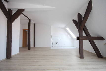 Bezugsfreie 2-Zimmer-Dachgeschosswohnung im beliebten Jahnschulviertel - Wittenberge