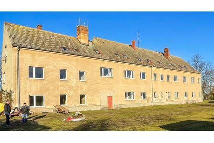 Handw., Bautr., Investoren, 12 WE Haus vor den Toren Berlins